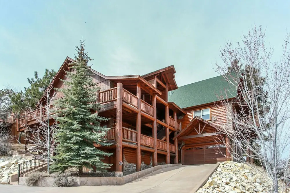 Castle Glen Chalet-1845 by Big Bear Vacations