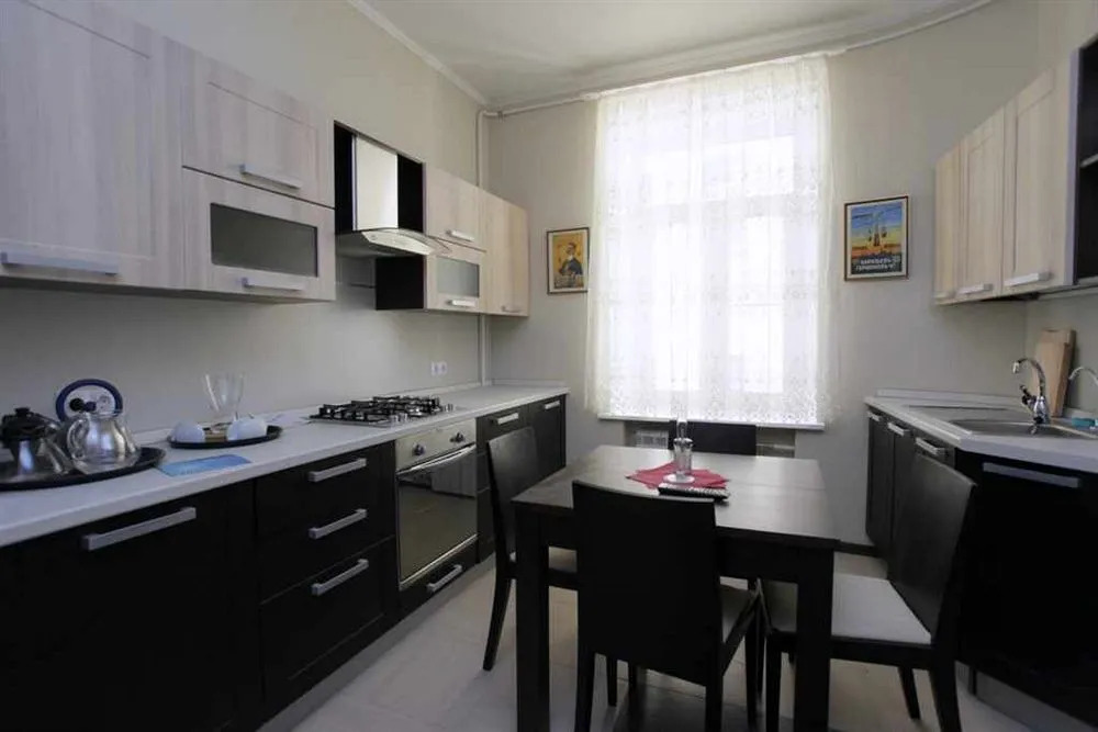 Apartmenti na Sennoy