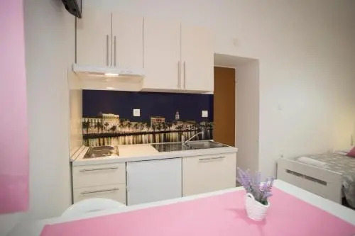Summer Bay Apartments