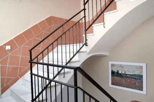 HOSTAL ViCTORiA