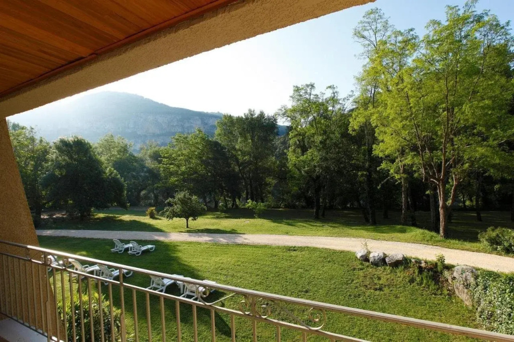 Vacancéole - Le Domaine de Chames - Pont dArc