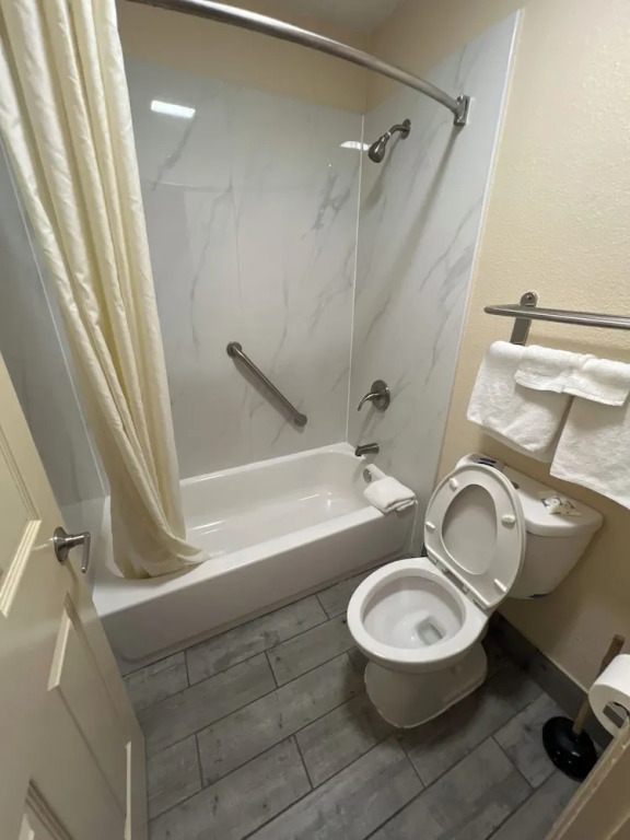 Courtesy Inn and Suites