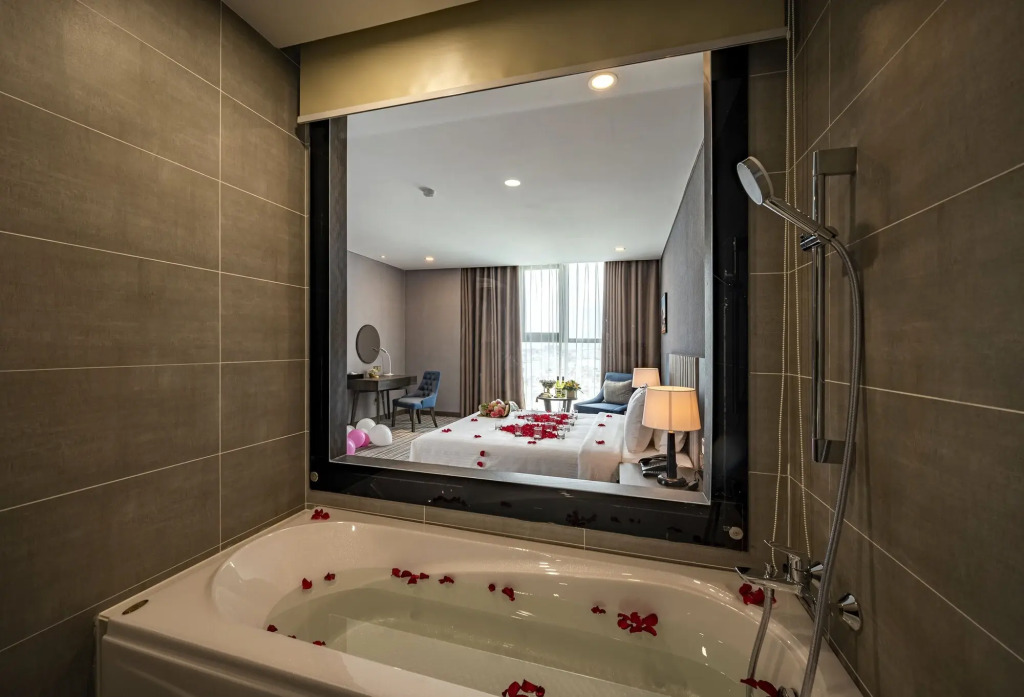 Muong Thanh Luxury Saigon Hotel