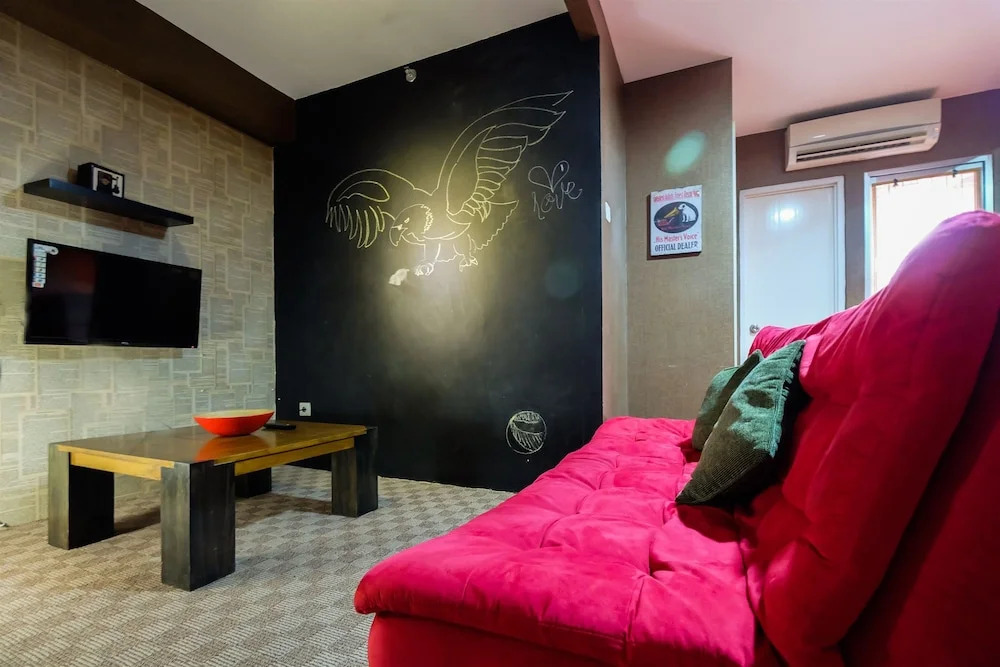 Cozy Trendy Green Palace Kalibata City Apartment