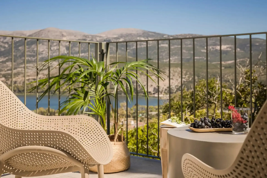 360ᵒ Luxury Residences