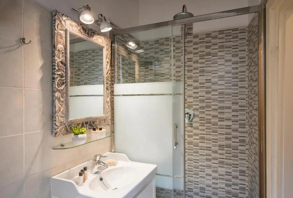 Navona Tower Apartments