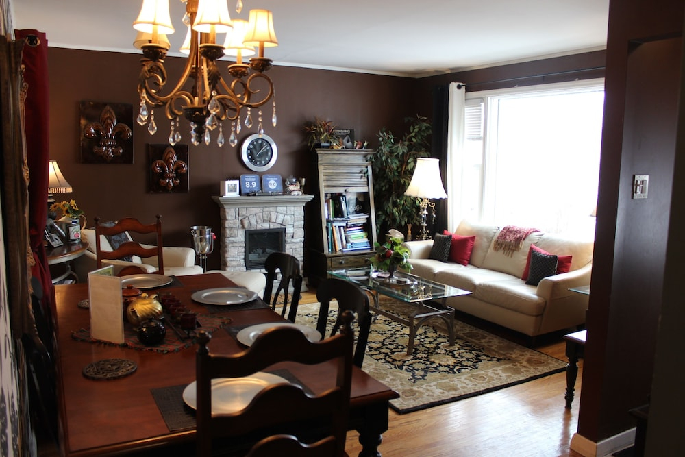 The Findlay House