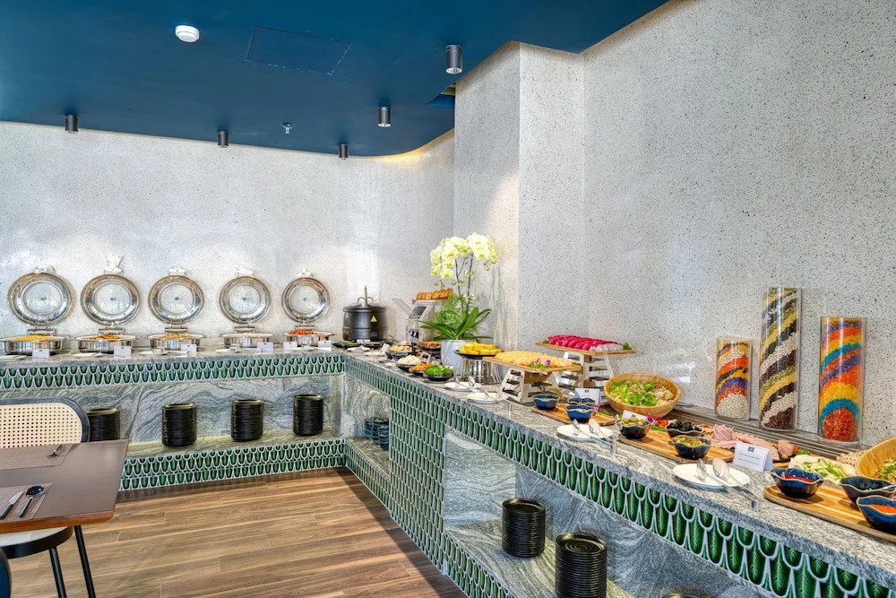 The Almin Hotel