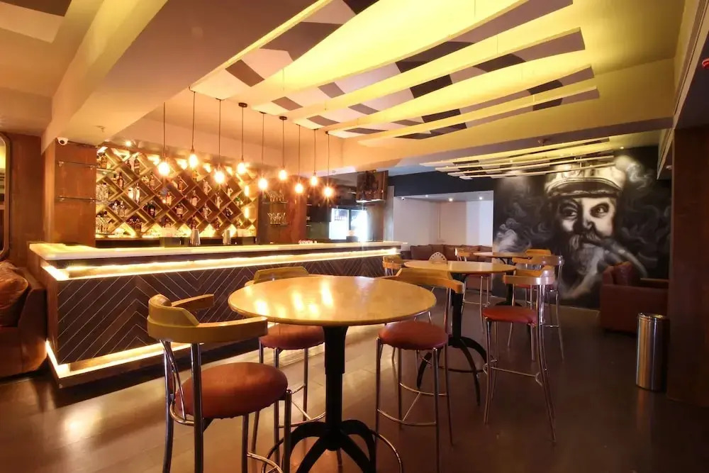 Hotel Trishul Grand