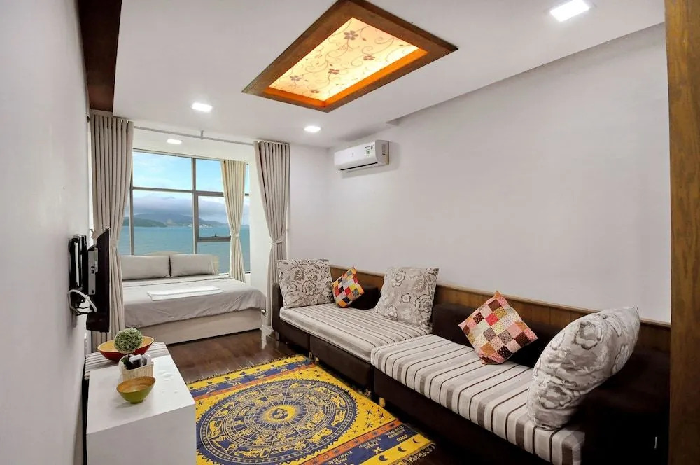 Beachfront Luxury Apartment - Nha Trang