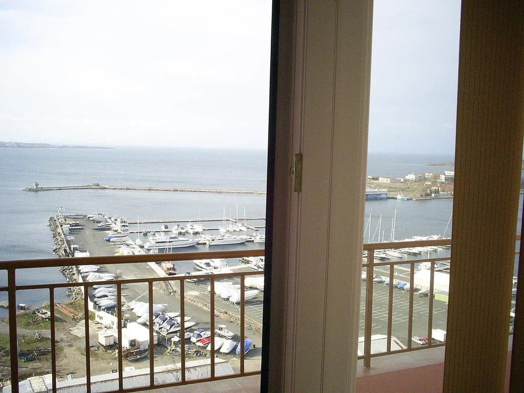 Tony Guest House