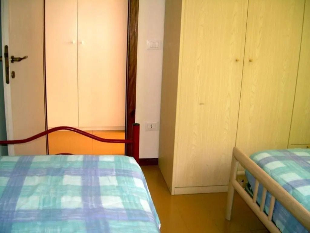 Apartment for 5 people in a Residence with Swimming Pool close to the Beach
