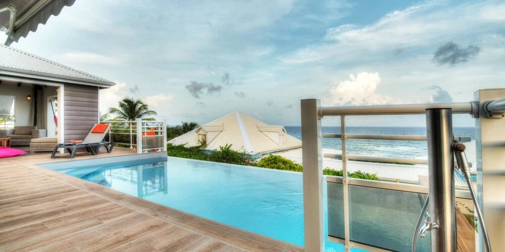 Villa With 3 Bedrooms in Saint-françois, With Wonderful sea View, Priv