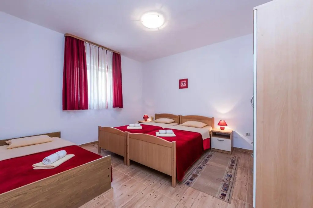 Kristina Apartments