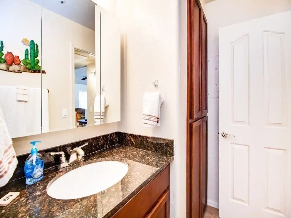 Beautiful Condo in Prime Scottsdale Location!
