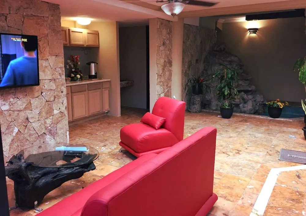 Deja Hostel