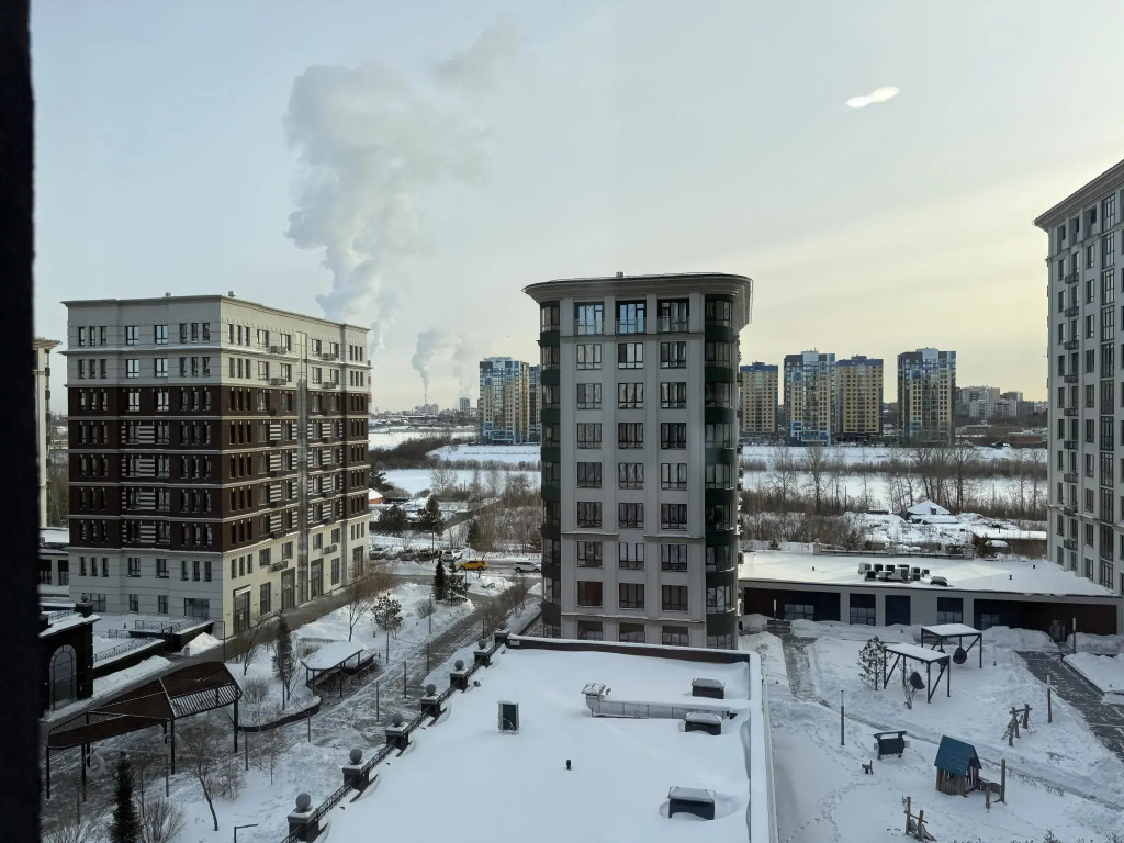 Уютная студия в пастельных тонах