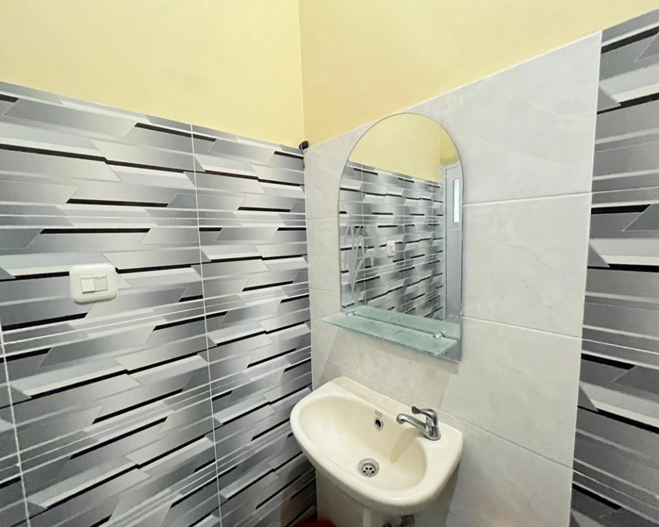 RedDoorz @ Porodisa Homestay Palu