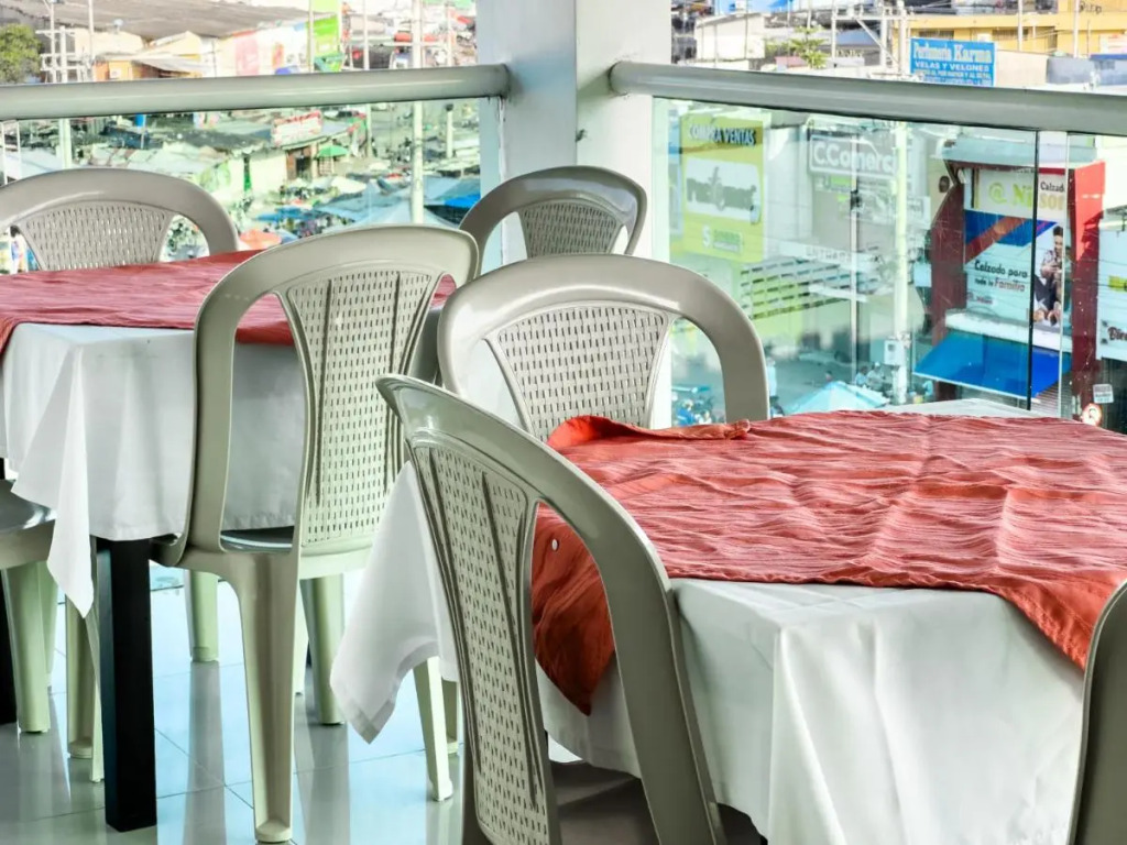 hotel bazurto plaza