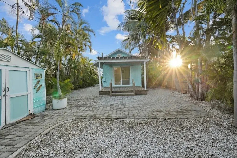 Palm Cove Hideaway 2bd Close to the Beach