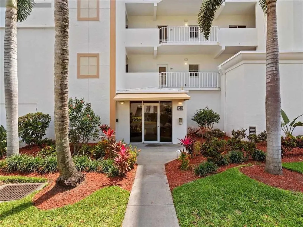 Casa Marina 61262 - Two Bedroom Condo