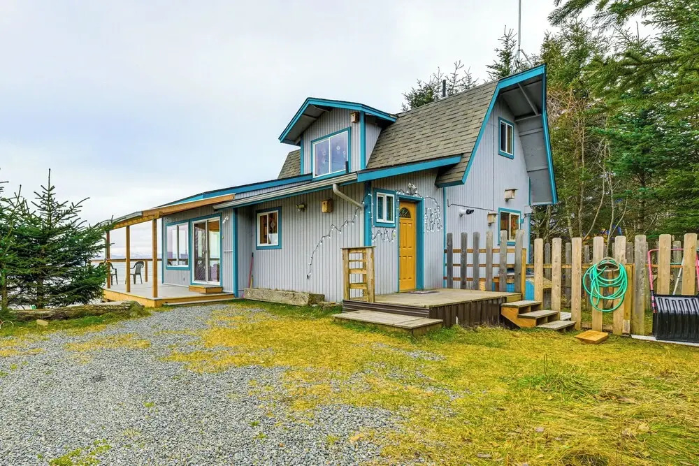 Deck & Panoramic Views: Bayfront House in Homer!