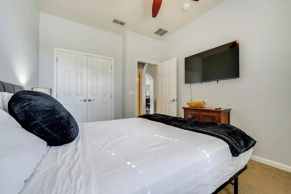 13 Mi to Disney Parks Family Villa with Heated Pool