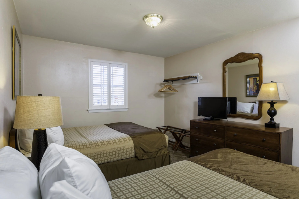 New Orleans Courtyard Hotel by the French Quarter