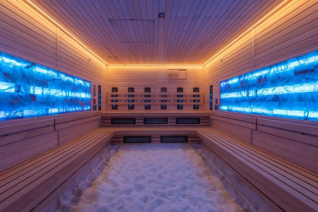 Booking Hotel & Spa