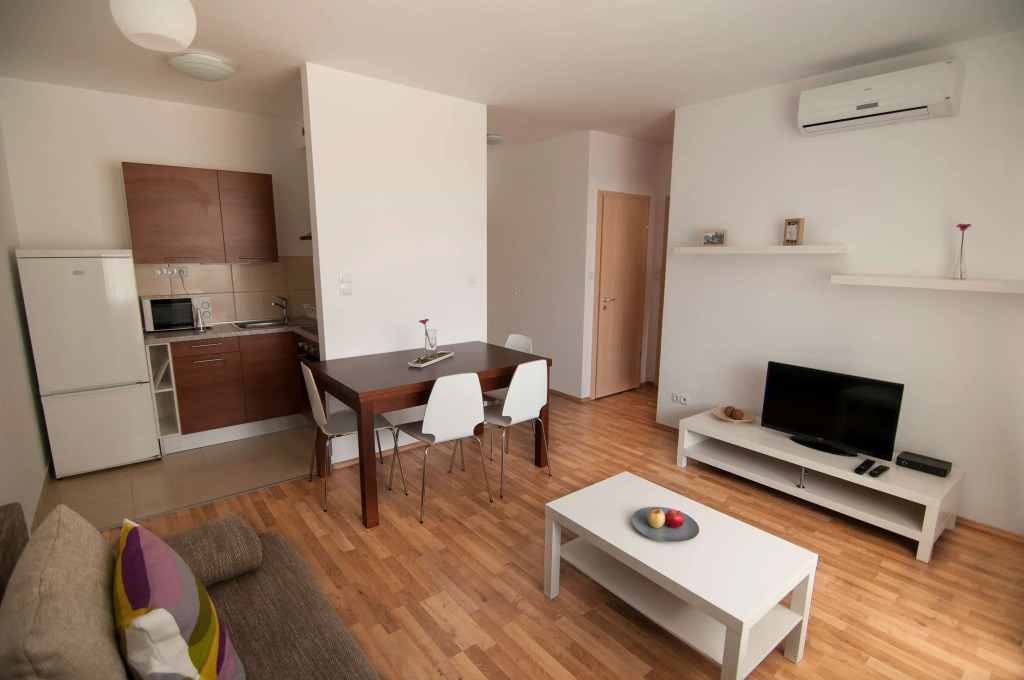 Corvin Center Suites