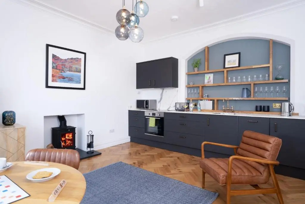 Loughrigg at Lipwood - Stunning 2 Bedroom - 1 Bathroom - Gentleman's Residence - Central Windermere