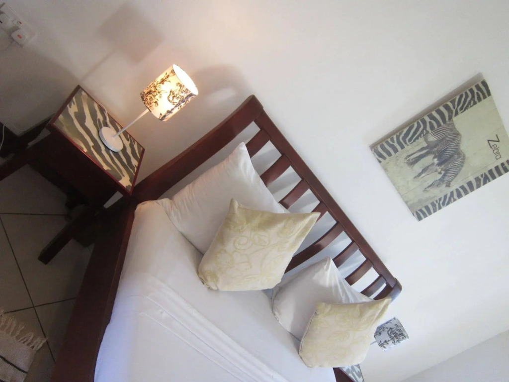 La Paradise Inn