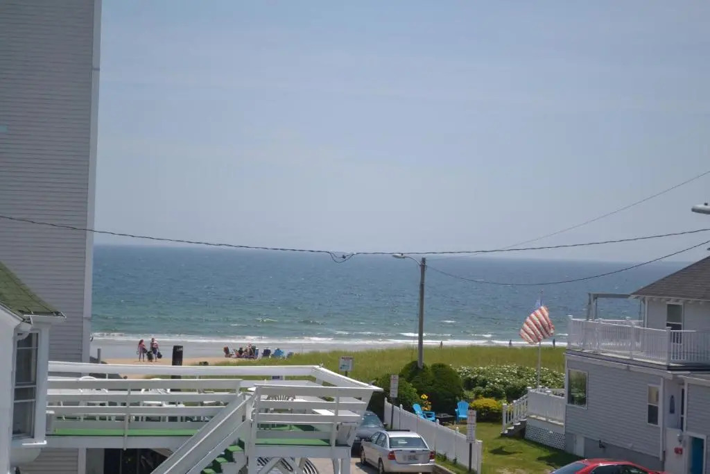 The Oceanic Inn