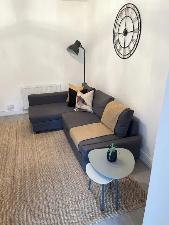 Cosy 1 Bed Garden Retreat In The Heart Of London