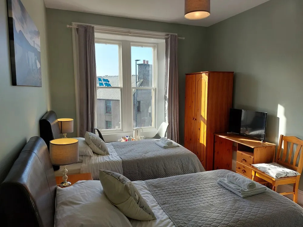 Eddlewood Guest House
