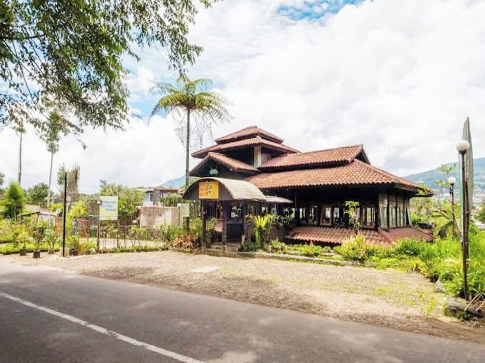 Cottage Syariah GS Rumah Kayu Bandung