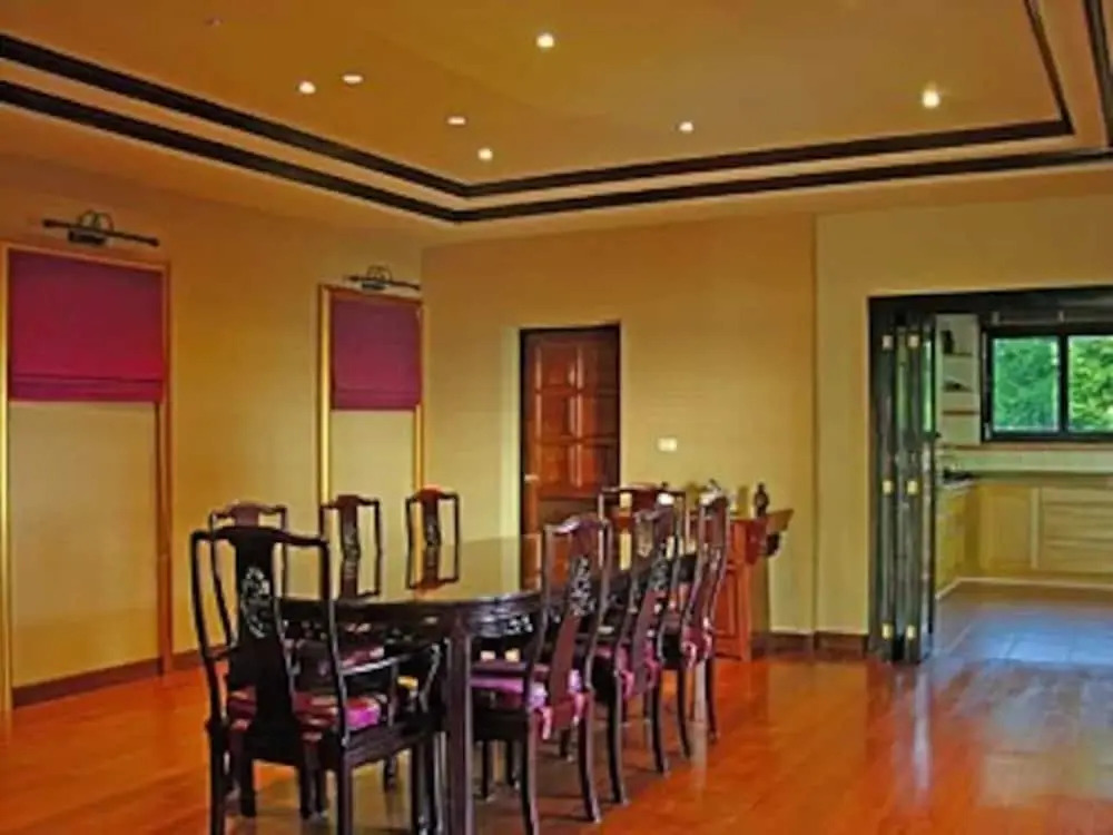 5 Bedroom Oceanview Pool Villa