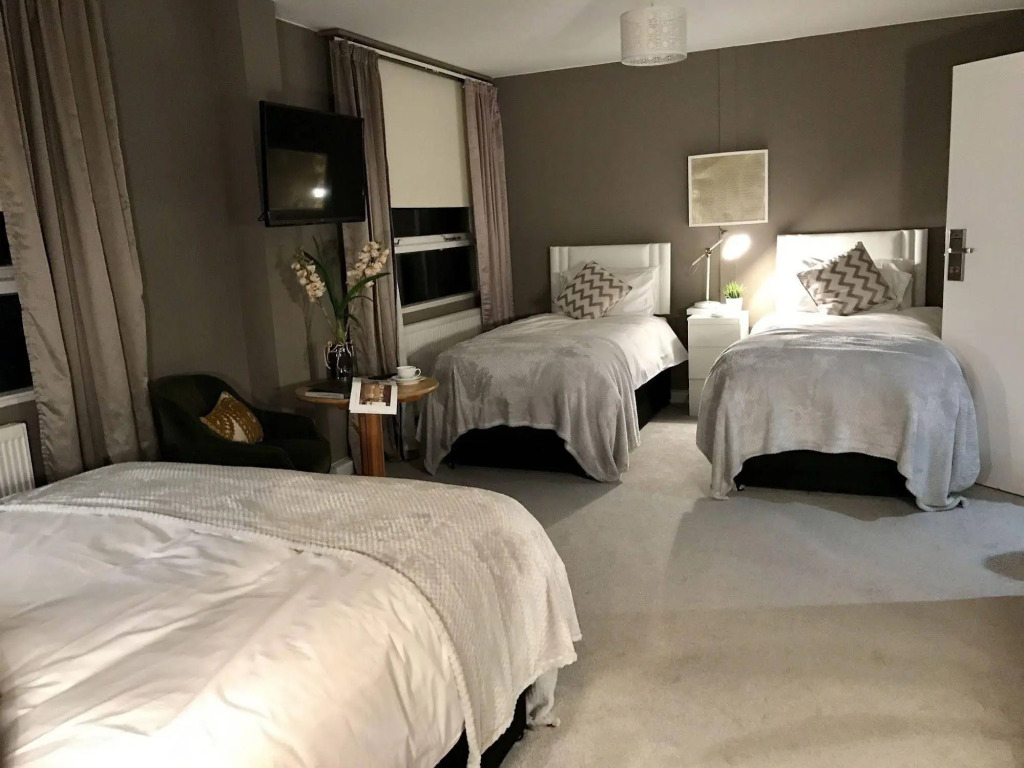 The Mount Rooms