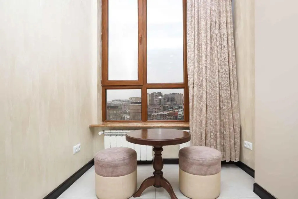 Stay Inn Apartments at Mashtots avenue 33-1