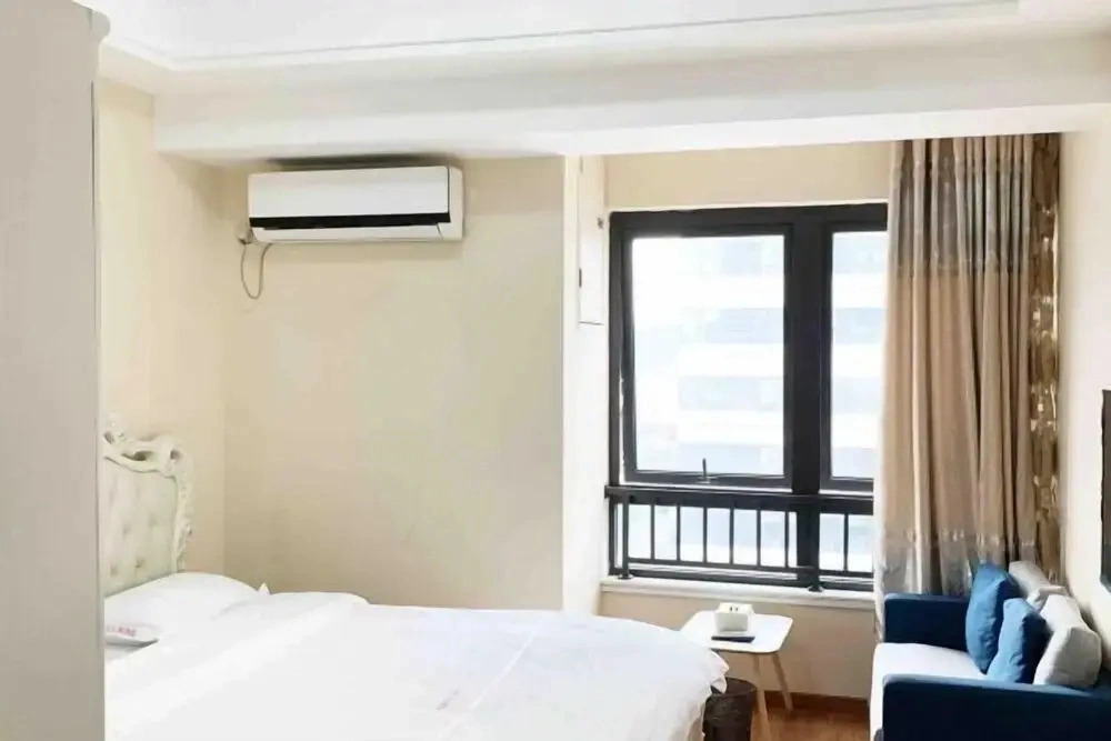 Shili Taohua Theme Apartment