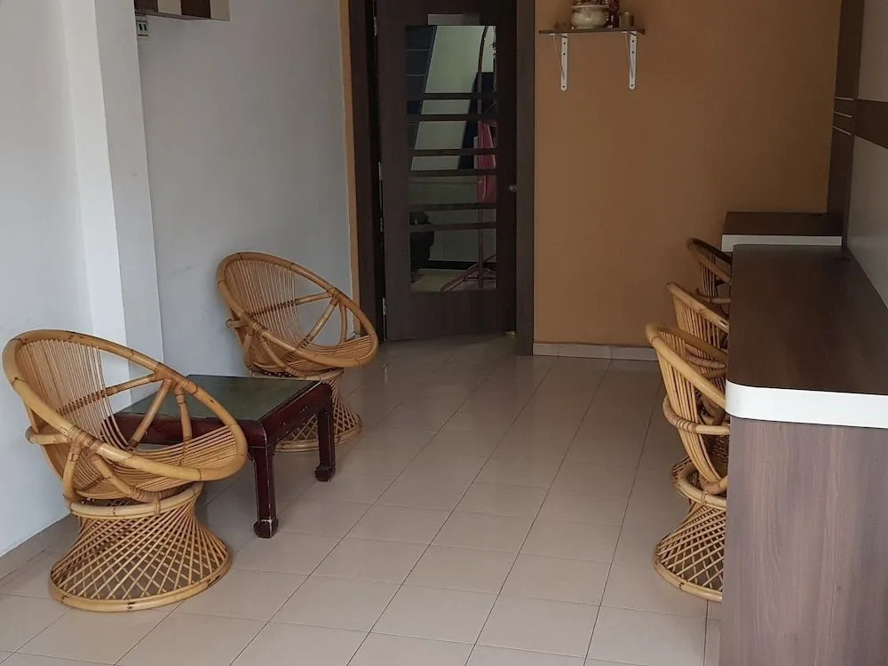 OYO 89705 Nexus Hotel