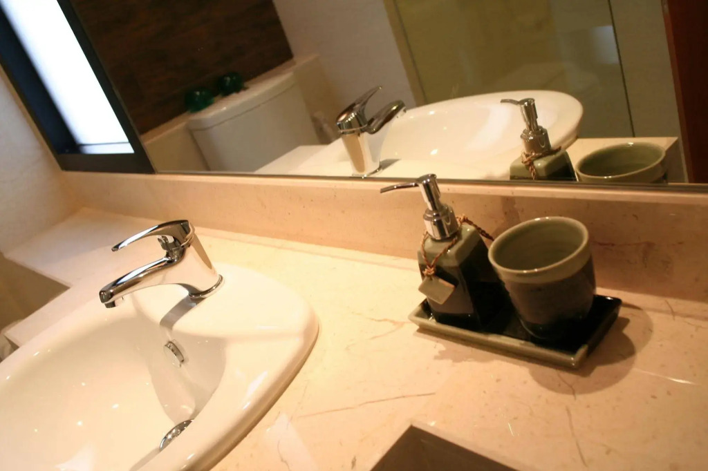 Silom Forest Exclusive Residence