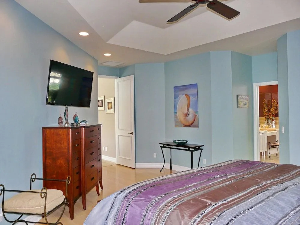 326 Polynesia Court