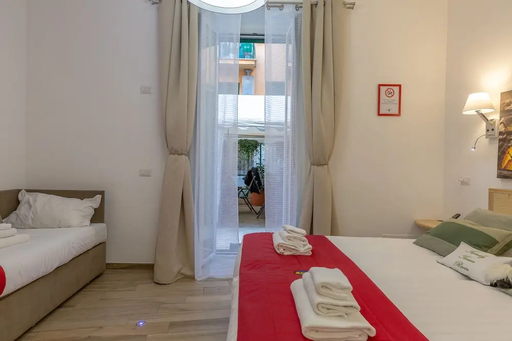 Trastevere Roma Deluxe Rooms