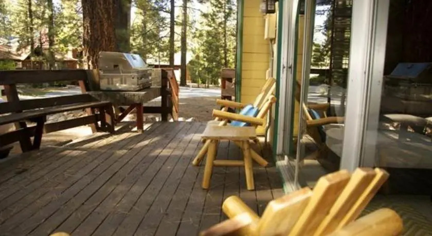 RedAwning Mountain Breeze