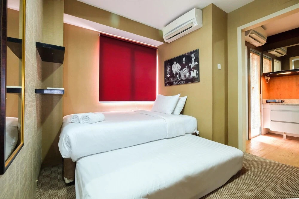 Cozy Trendy Green Palace Kalibata City Apartment
