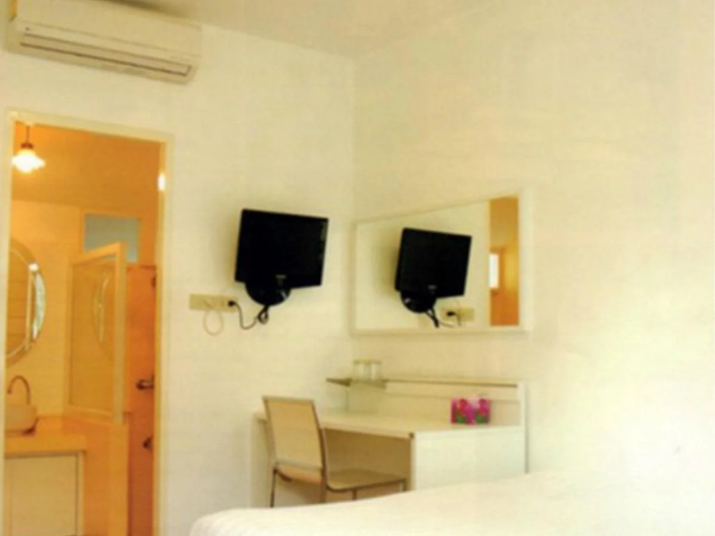 White Chalet Bed and Breakfast
