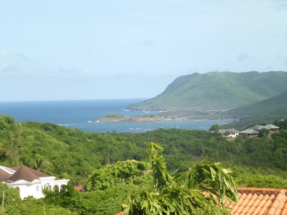 Beautiful 5-bed Villa With Views And Pool - Decaj 5 Bedroom Villa by RedAwning