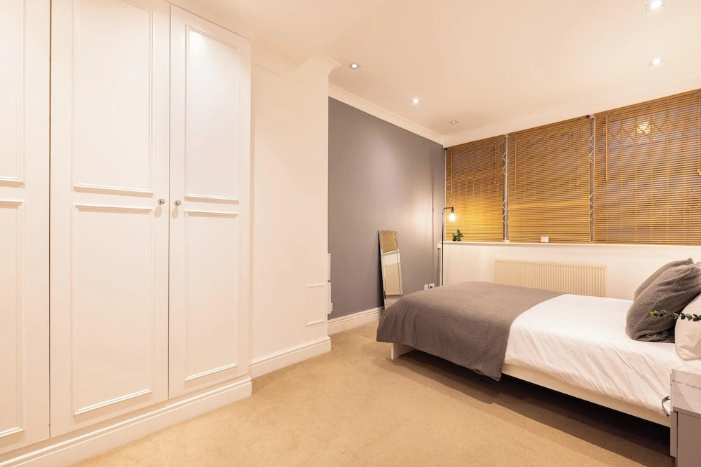 Charming City Retreat in Central London