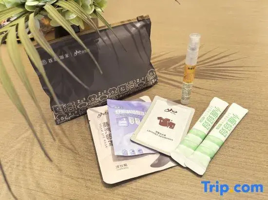 Homeinn Plus (Dalian KuiYing Masion Labour Park Hotel)